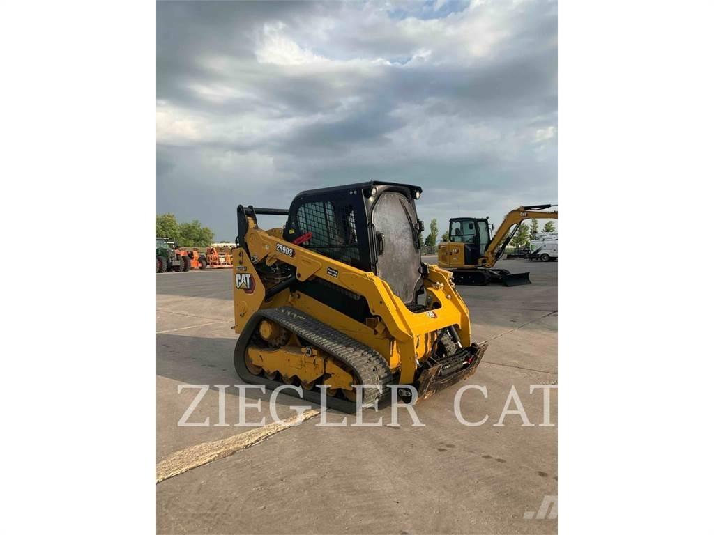 CAT 259D3 Kāpurķēžu iekrāvēji
