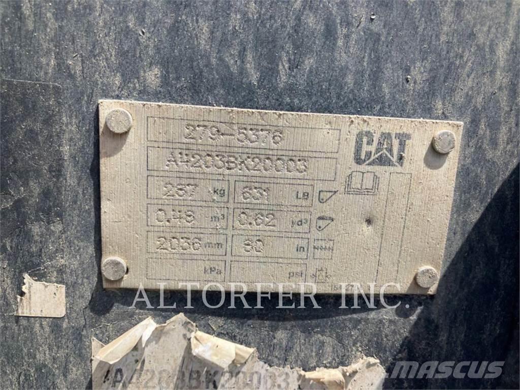 CAT 259D3 Lietoti riteņu kompaktiekrāvēji