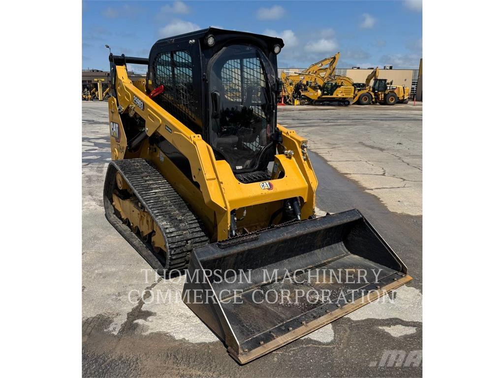 CAT 259D3 Kāpurķēžu iekrāvēji