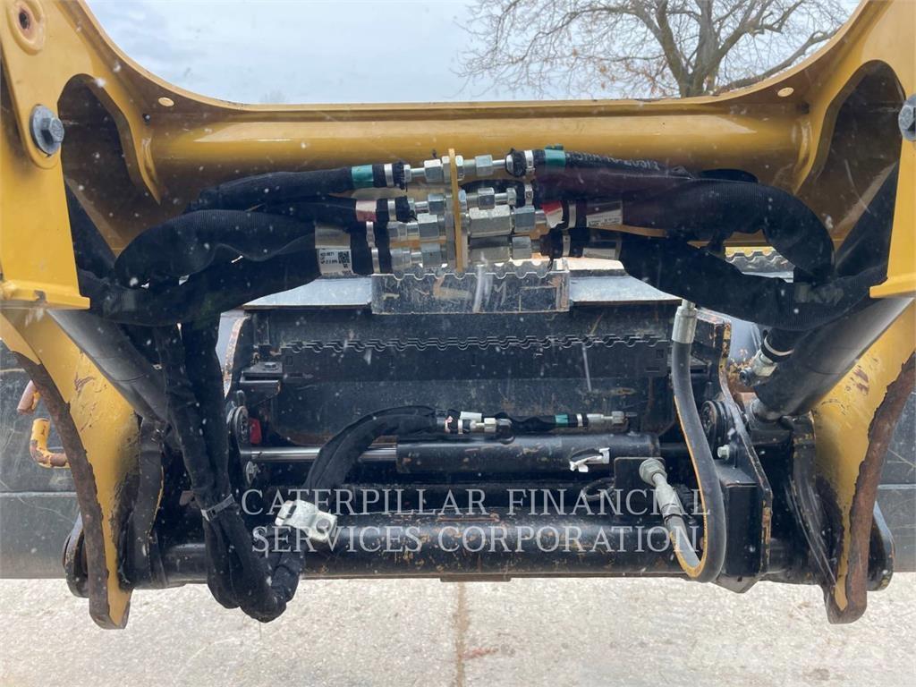 CAT 259D3 Kāpurķēžu iekrāvēji