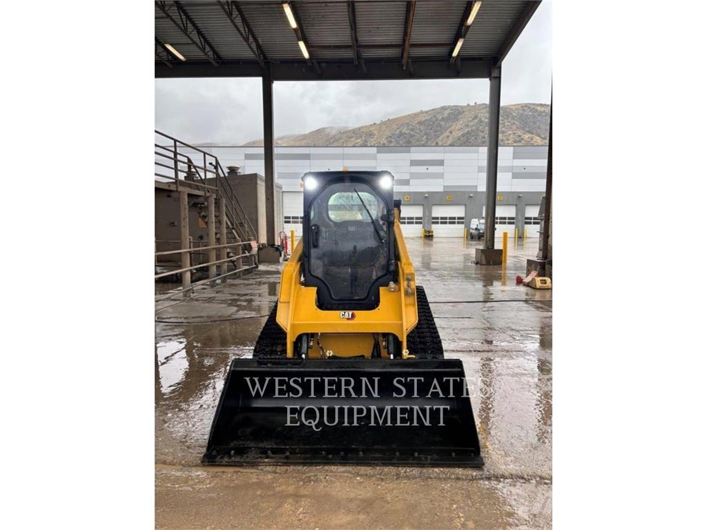 CAT 259D3 Lietoti riteņu kompaktiekrāvēji