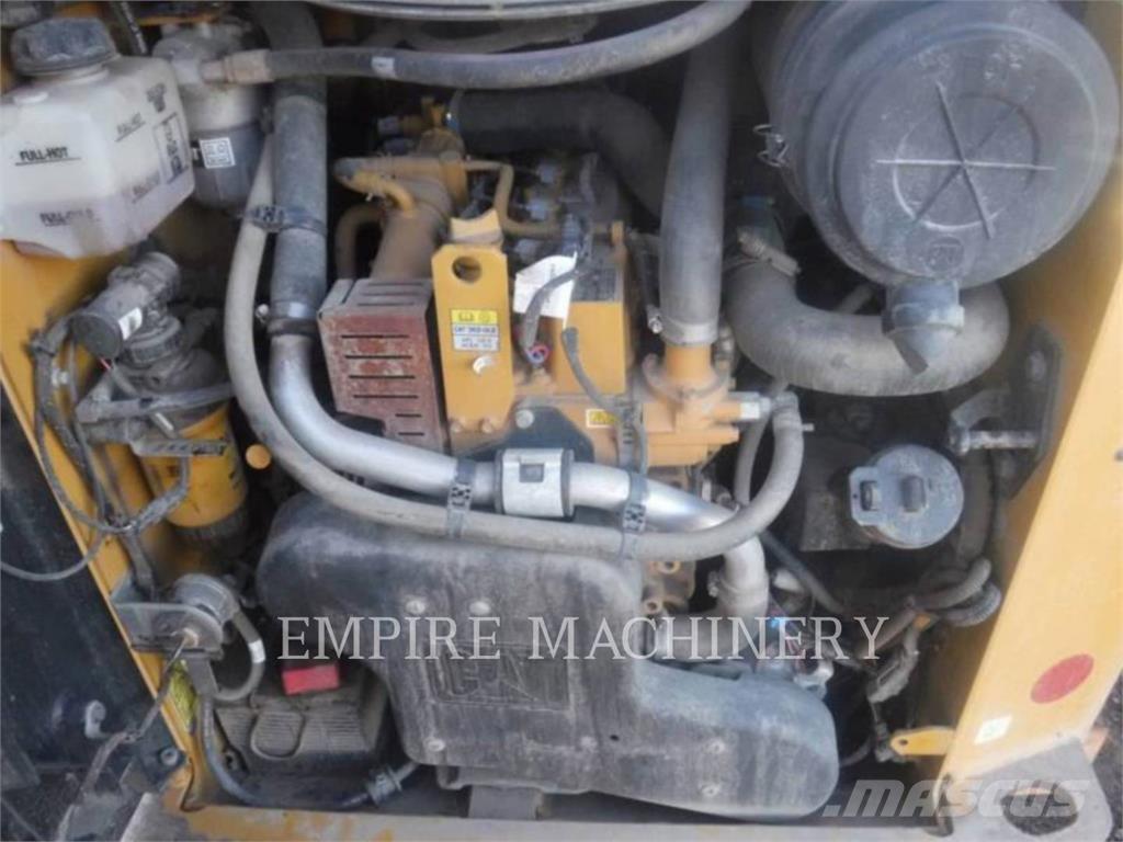 CAT 259D3 CA Lietoti riteņu kompaktiekrāvēji