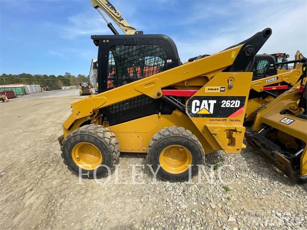 CAT 262D Lietoti riteņu kompaktiekrāvēji