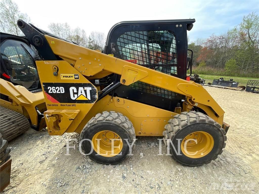 CAT 262D Lietoti riteņu kompaktiekrāvēji