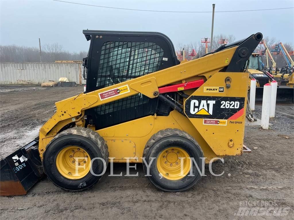 CAT 262D Lietoti riteņu kompaktiekrāvēji