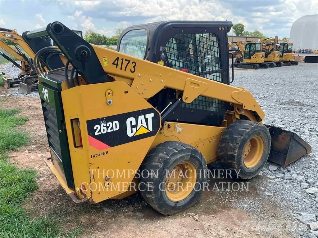CAT 262D Lietoti riteņu kompaktiekrāvēji