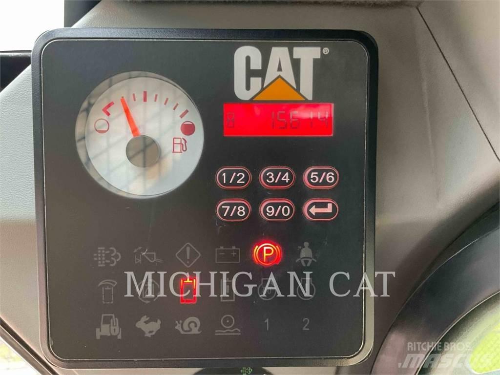 CAT 262D A2Q Lietoti riteņu kompaktiekrāvēji