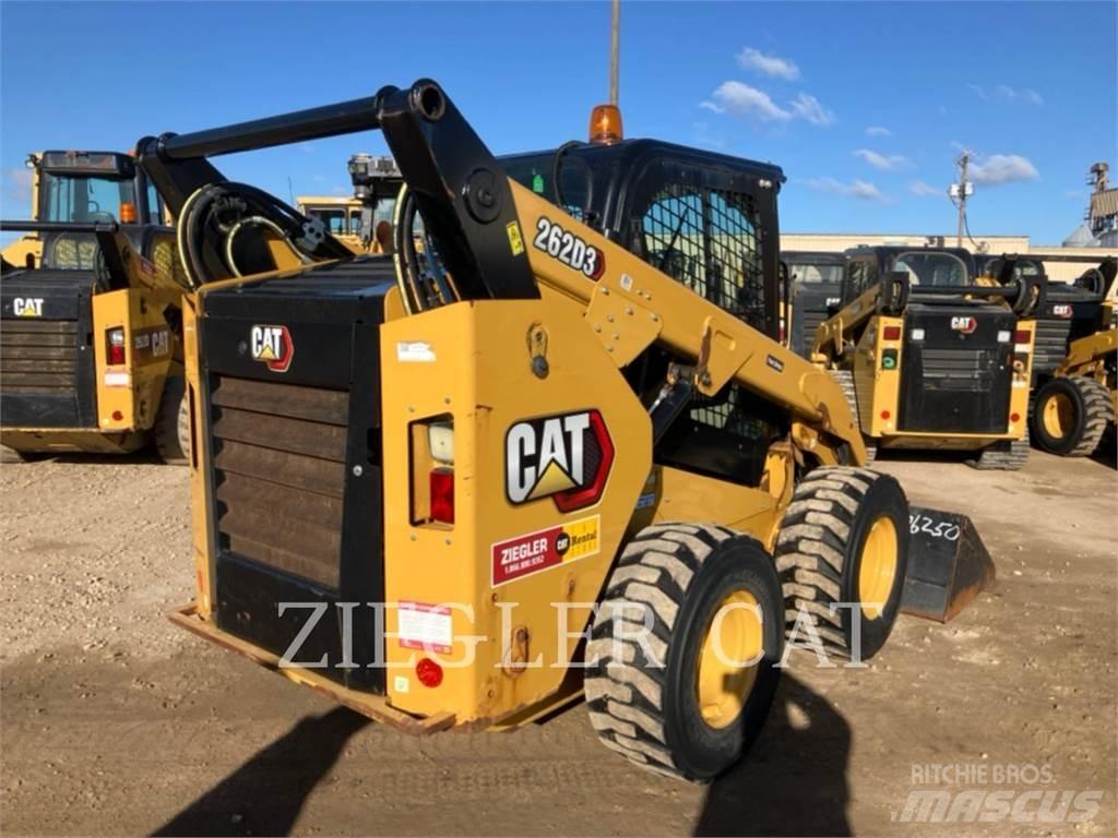 CAT 262D3 Lietoti riteņu kompaktiekrāvēji