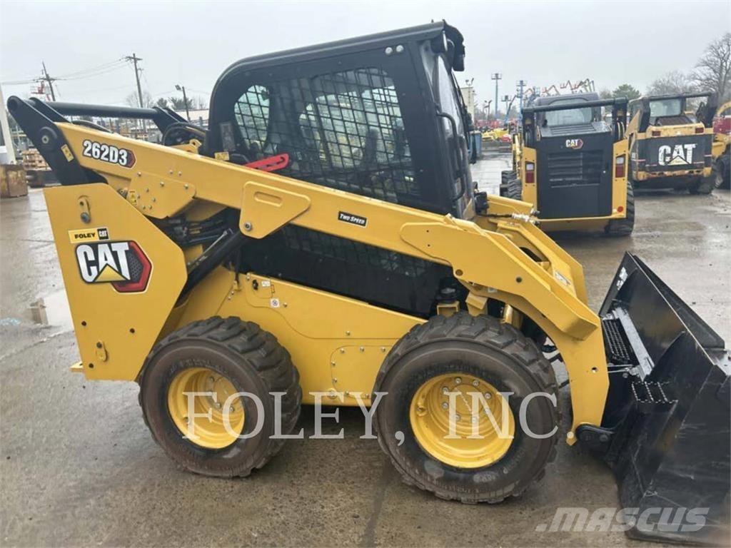 CAT 262D3 Lietoti riteņu kompaktiekrāvēji