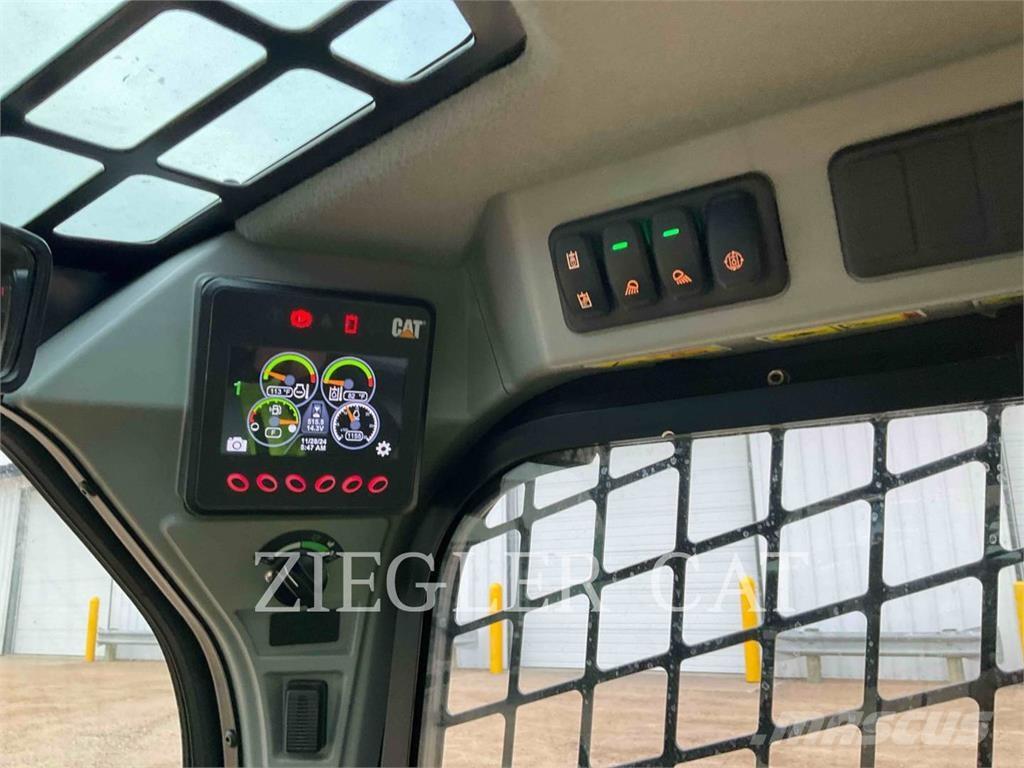 CAT 262D3 Lietoti riteņu kompaktiekrāvēji