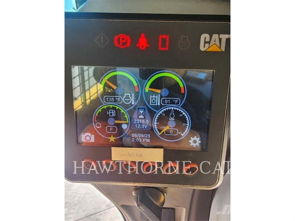 CAT 262D3 H2O Lietoti riteņu kompaktiekrāvēji