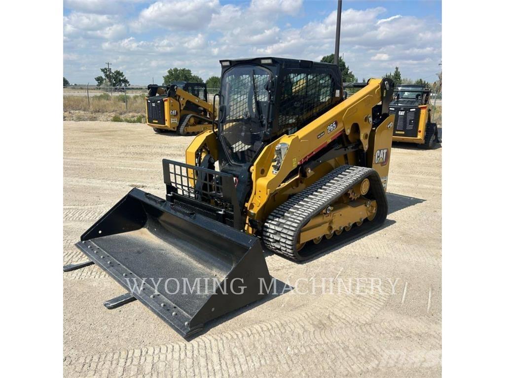CAT 265 Lietoti riteņu kompaktiekrāvēji