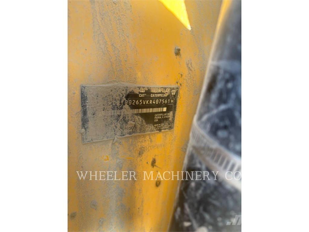 CAT 265 C3H2 Kāpurķēžu iekrāvēji