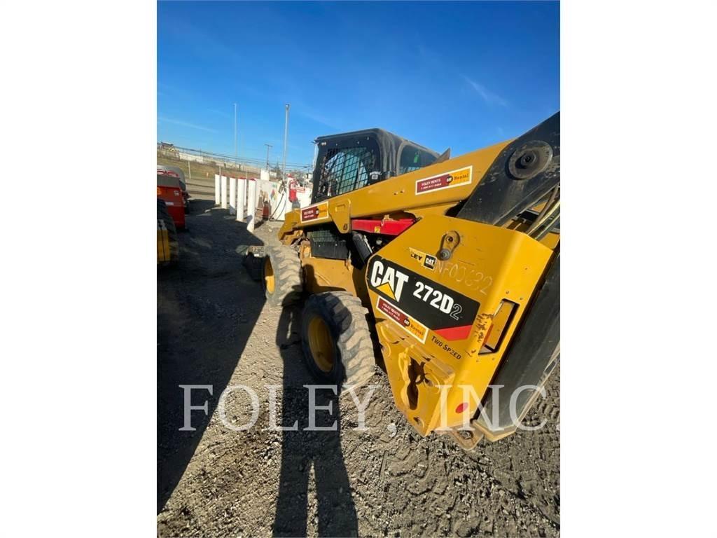 CAT 272D2 Lietoti riteņu kompaktiekrāvēji