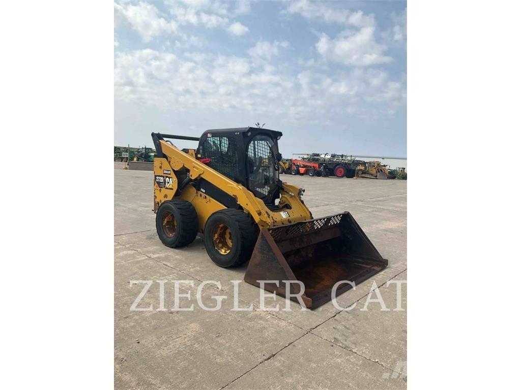 CAT 272D2 Lietoti riteņu kompaktiekrāvēji