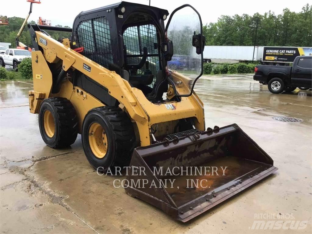 CAT 272D3 Lietoti riteņu kompaktiekrāvēji