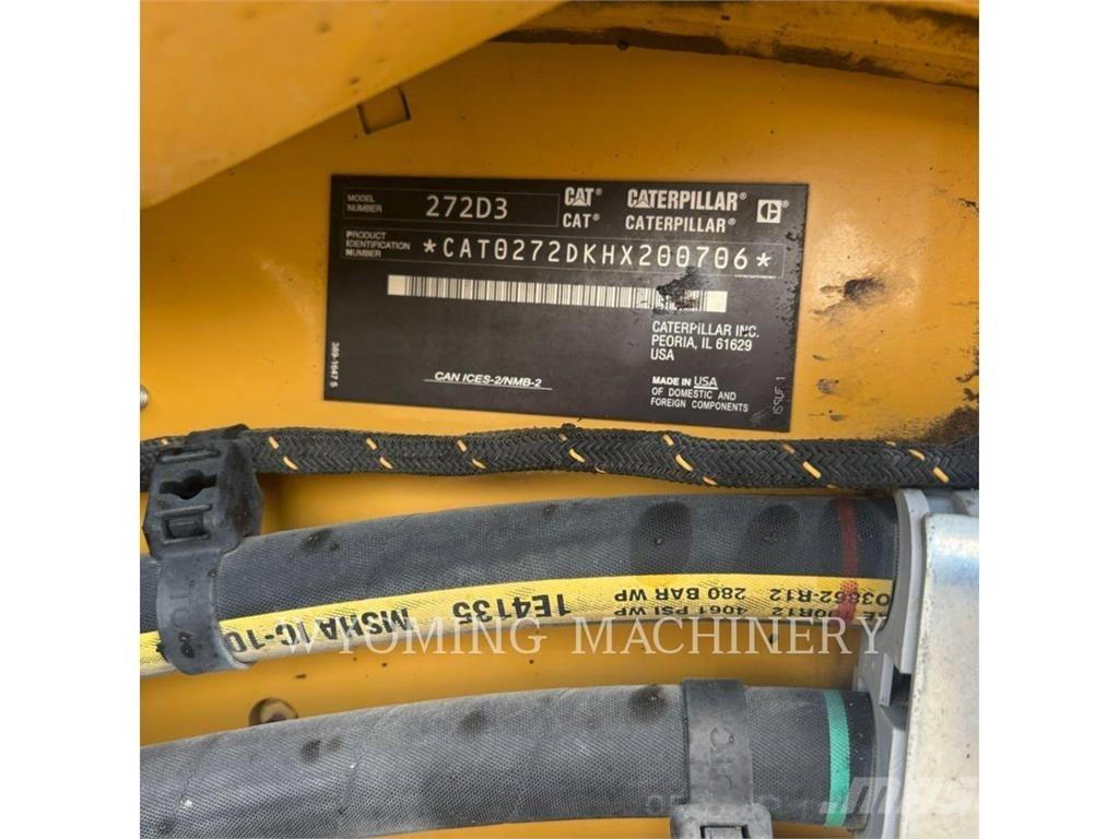 CAT 272D3 Lietoti riteņu kompaktiekrāvēji