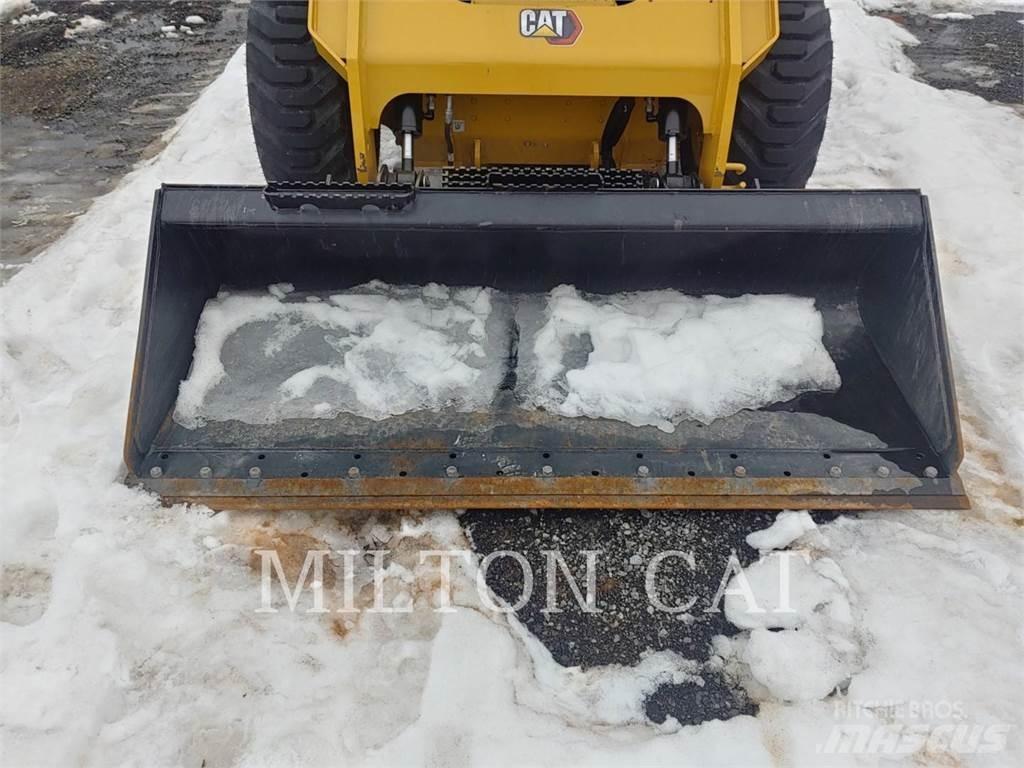 CAT 272D3XE Lietoti riteņu kompaktiekrāvēji