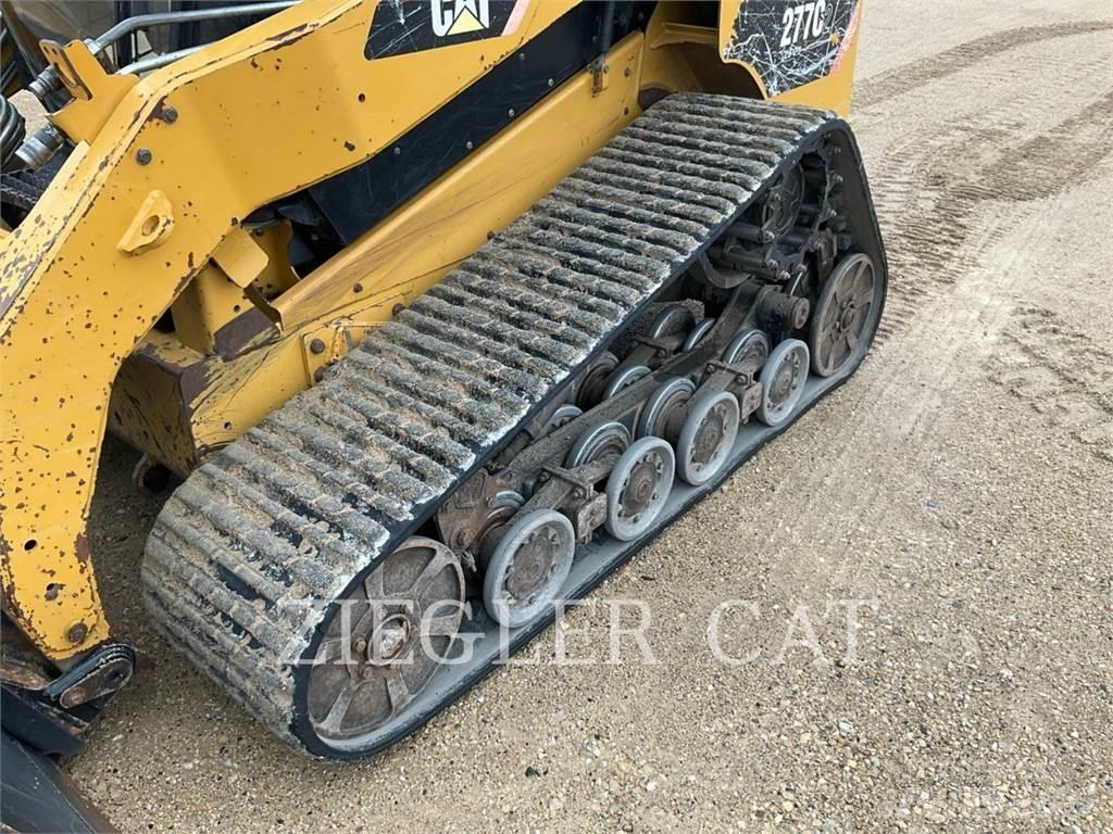CAT 277C2 Kāpurķēžu iekrāvēji