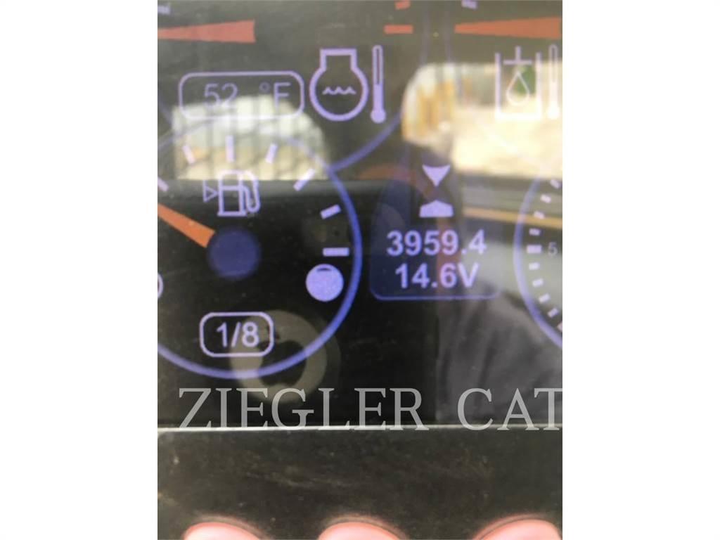 CAT 279D Kāpurķēžu iekrāvēji