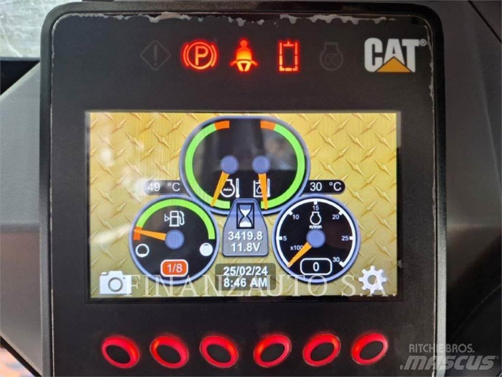 CAT 279D Lietoti riteņu kompaktiekrāvēji