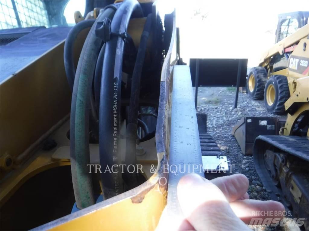 CAT 279D H2CB Lietoti riteņu kompaktiekrāvēji