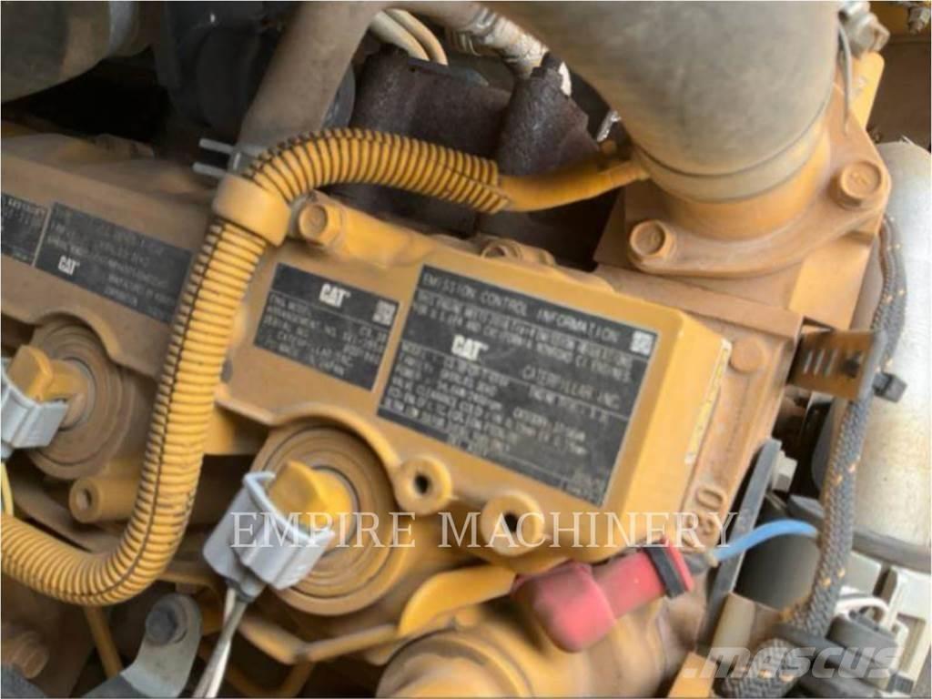 CAT 279D XPS Lietoti riteņu kompaktiekrāvēji