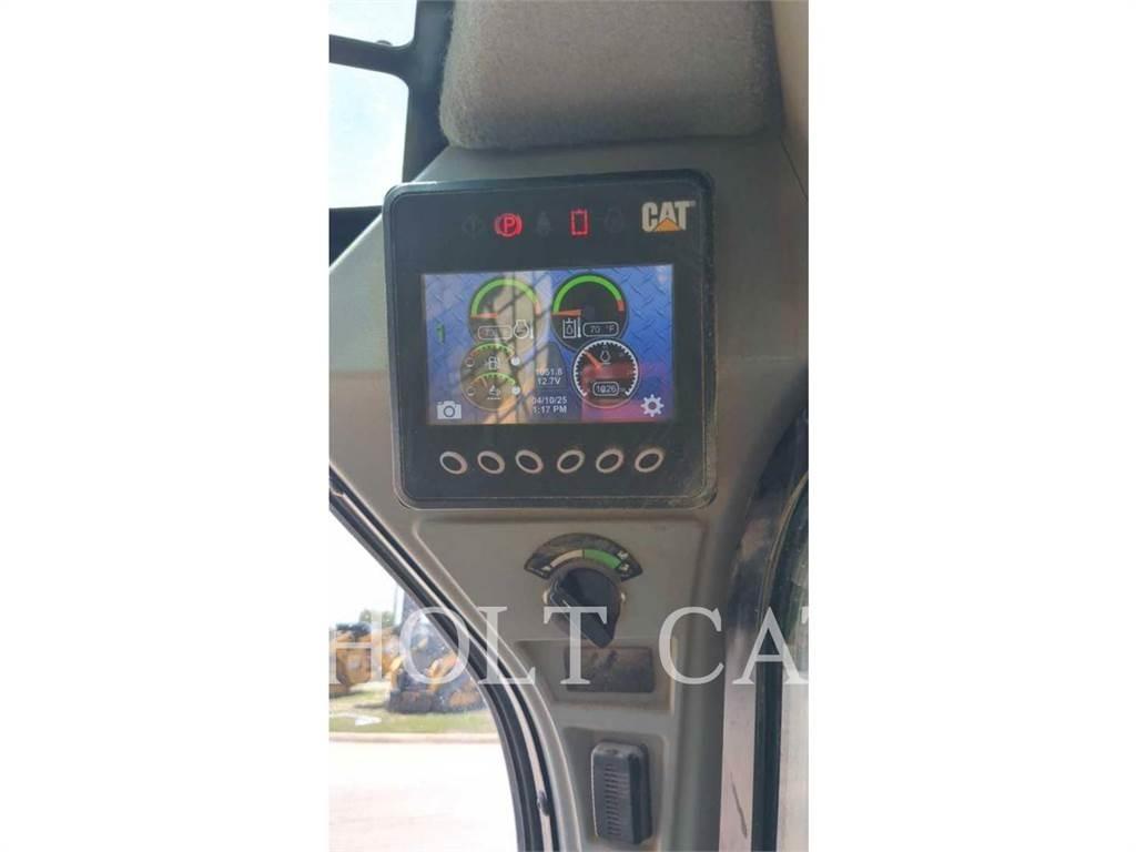CAT 299D XHP Lietoti riteņu kompaktiekrāvēji