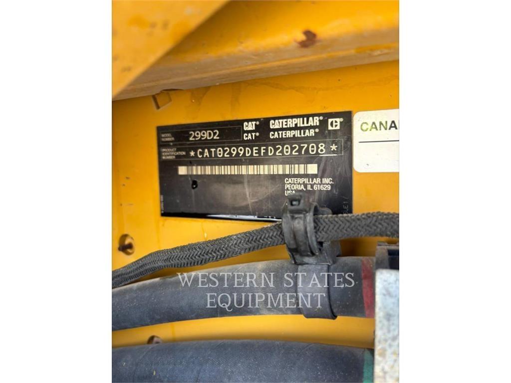 CAT 299D2 Lietoti riteņu kompaktiekrāvēji