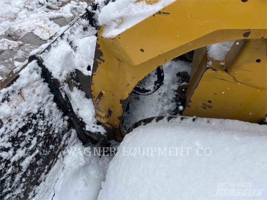 CAT 299D2 HF Kāpurķēžu iekrāvēji