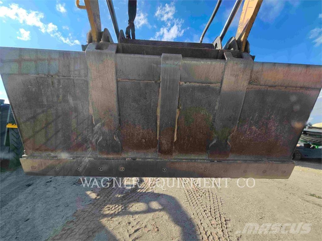 CAT 299D3 Kāpurķēžu iekrāvēji