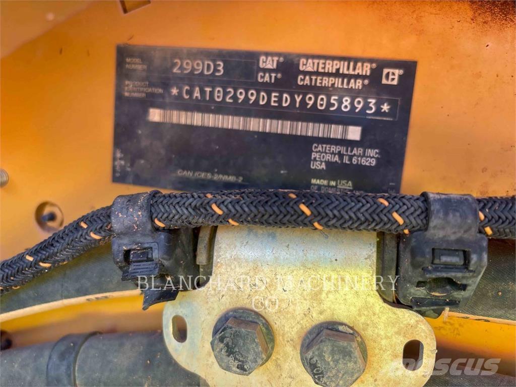 CAT 299D3 Kāpurķēžu iekrāvēji