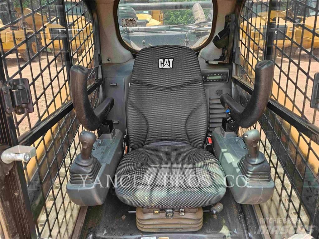 CAT 299D3 XE Lietoti riteņu kompaktiekrāvēji