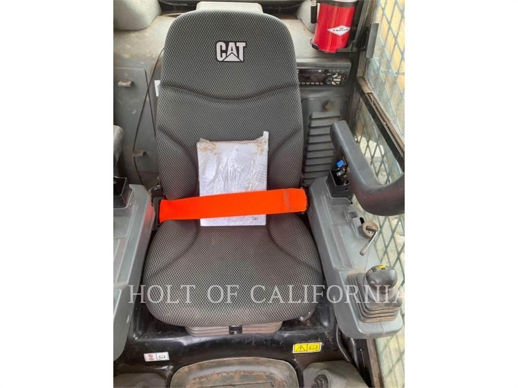 CAT 299D3XE Lietoti riteņu kompaktiekrāvēji