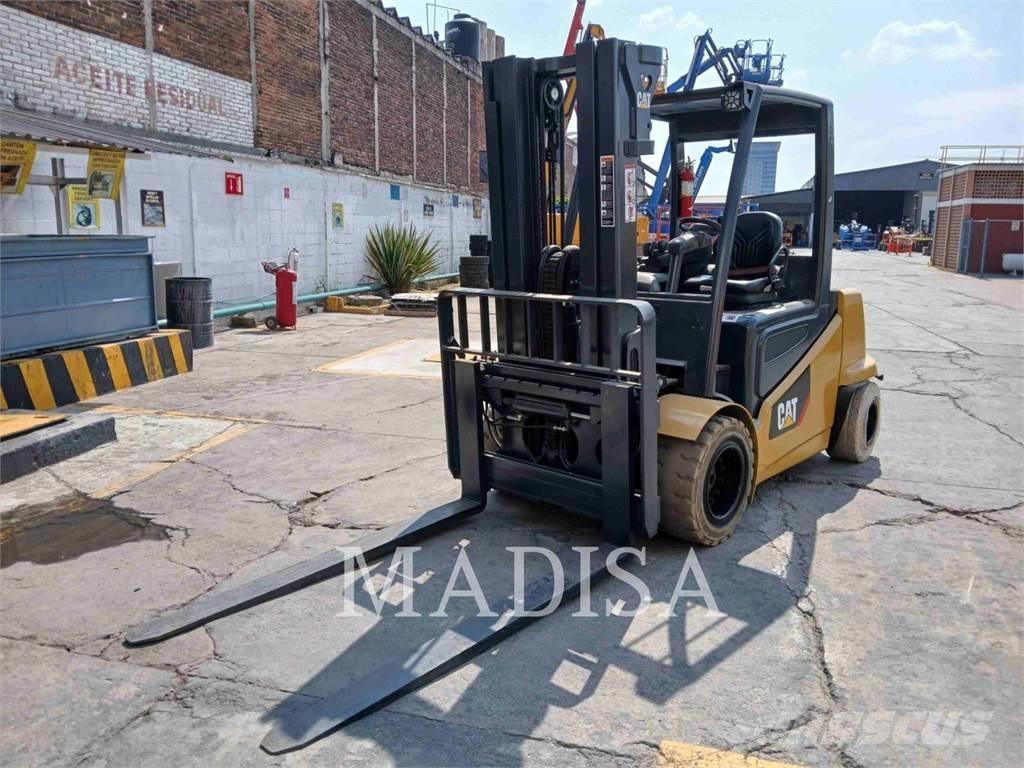 CAT 2EP11000 Elektriskie iekrāvēji