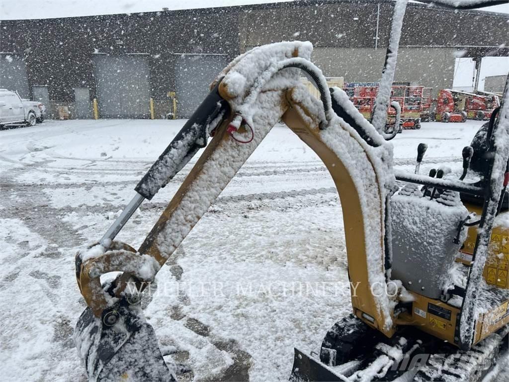 CAT 300.9D Kāpurķēžu ekskavatori