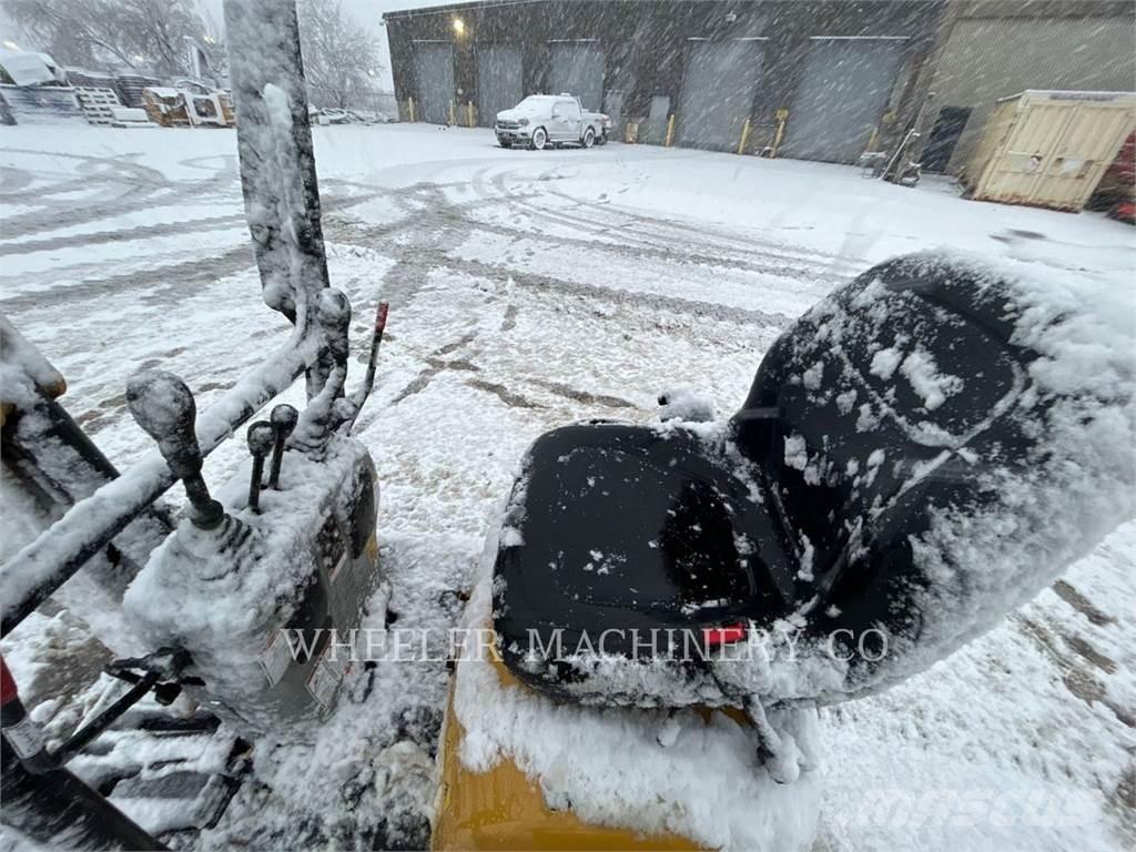 CAT 300.9D Kāpurķēžu ekskavatori