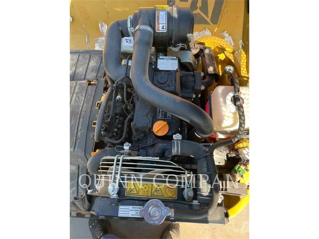 CAT 300.9D Kāpurķēžu ekskavatori
