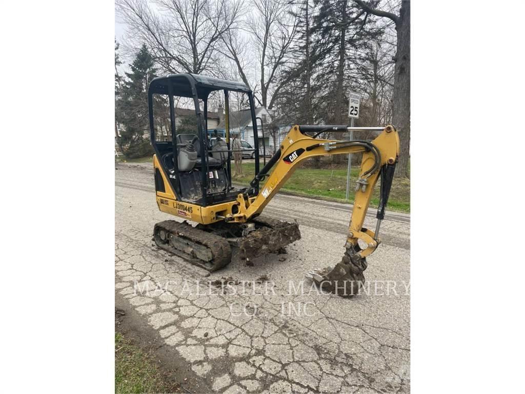 CAT 301.4C Kāpurķēžu ekskavatori