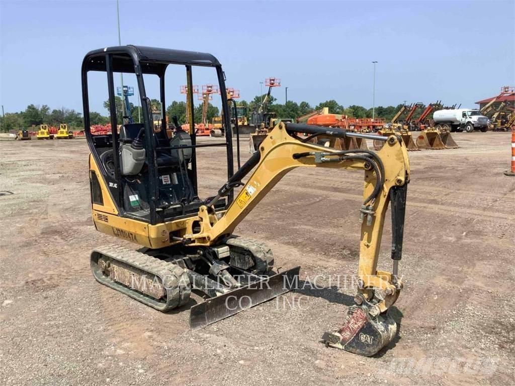 CAT 301.4C Kāpurķēžu ekskavatori