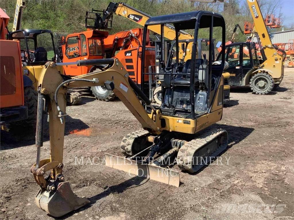CAT 301.4C Kāpurķēžu ekskavatori