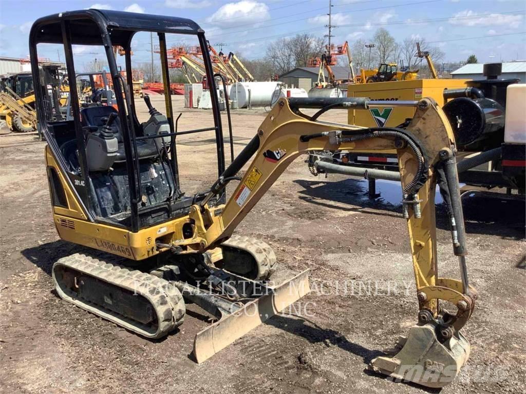 CAT 301.4C Kāpurķēžu ekskavatori