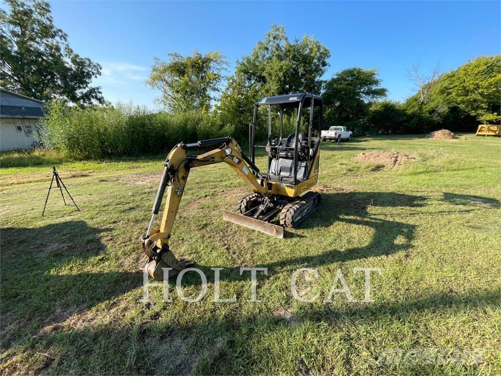 CAT 301.4C Kāpurķēžu ekskavatori