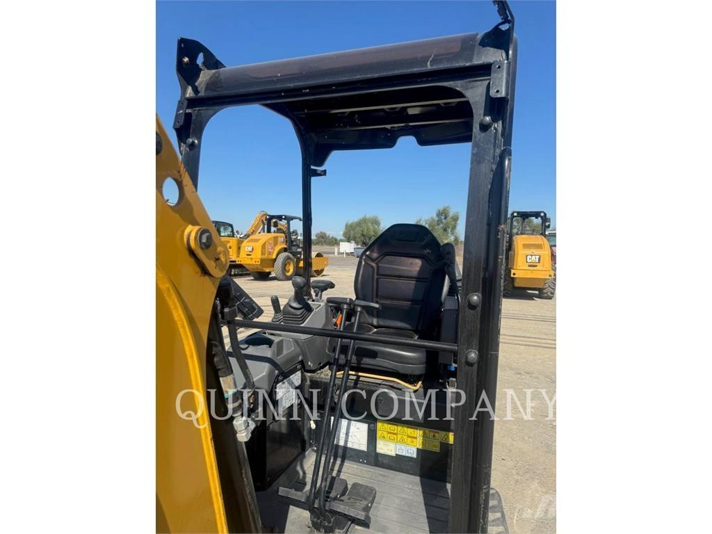 CAT 301.7 Kāpurķēžu ekskavatori