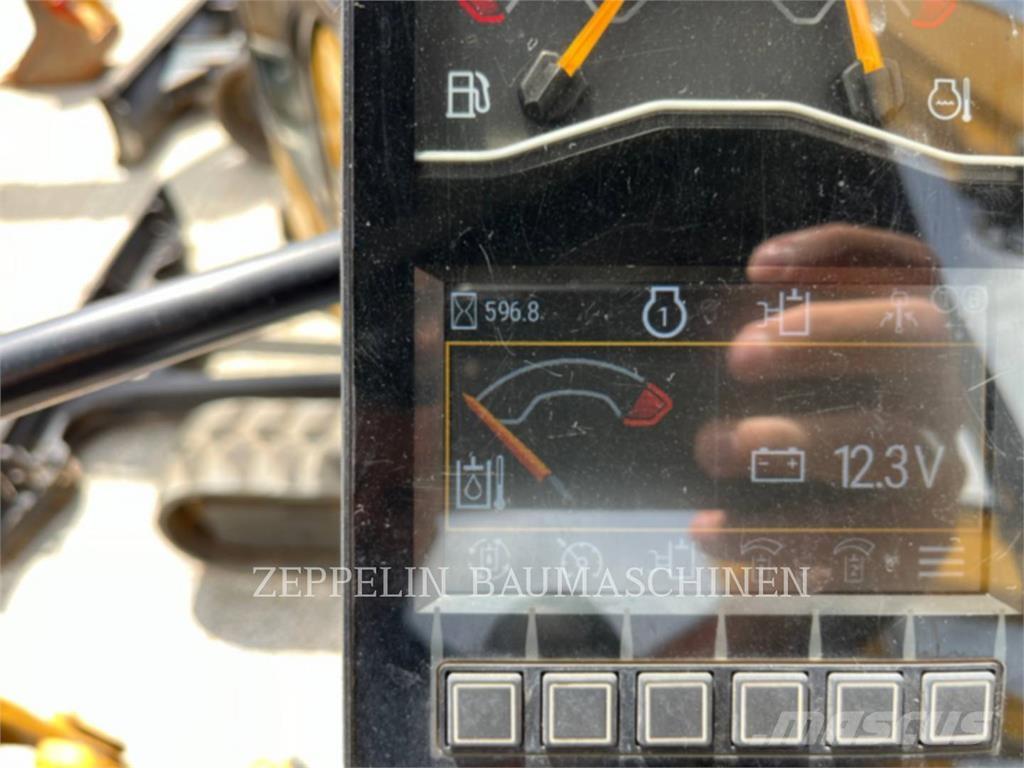CAT 301.7-05A Kāpurķēžu ekskavatori