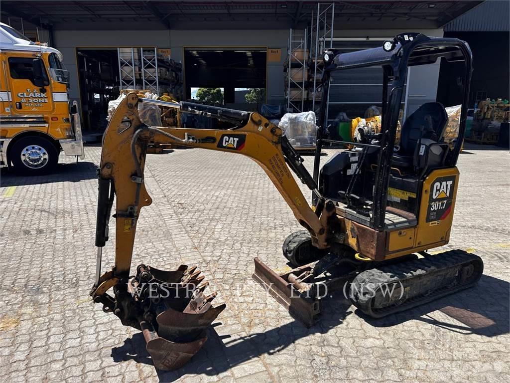 CAT 301.7-05CR Kāpurķēžu ekskavatori