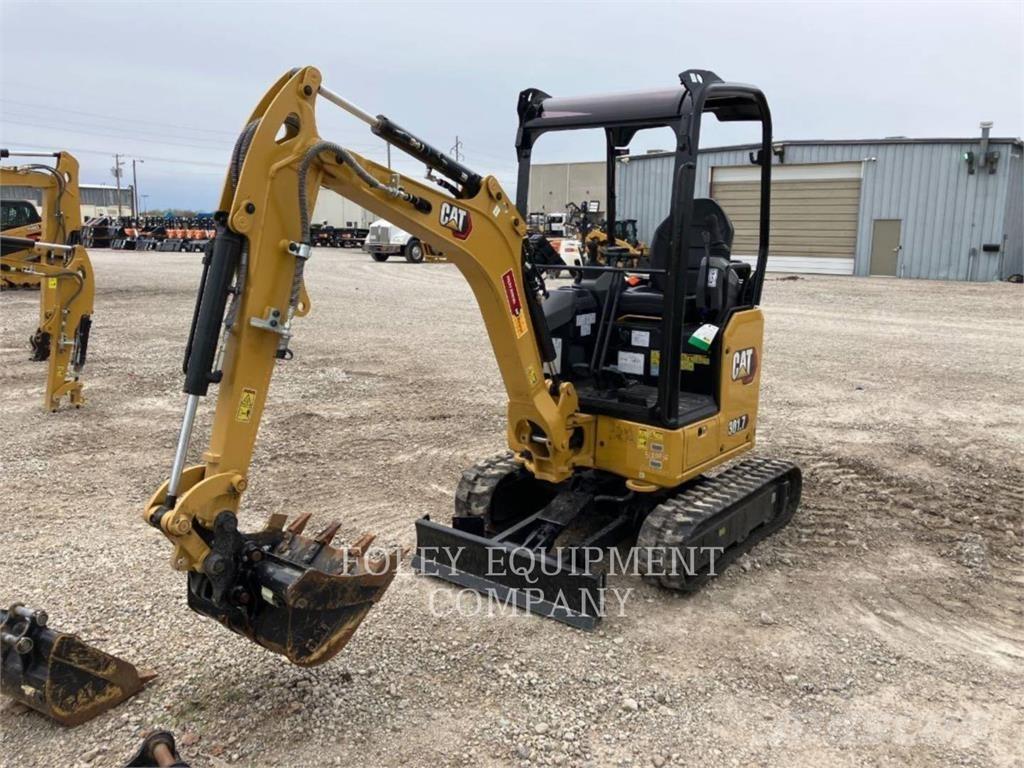 CAT 301.7-05LO Kāpurķēžu ekskavatori