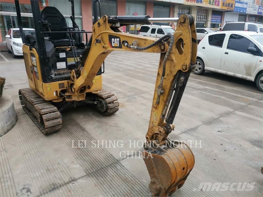 CAT 301.7CR Kāpurķēžu ekskavatori