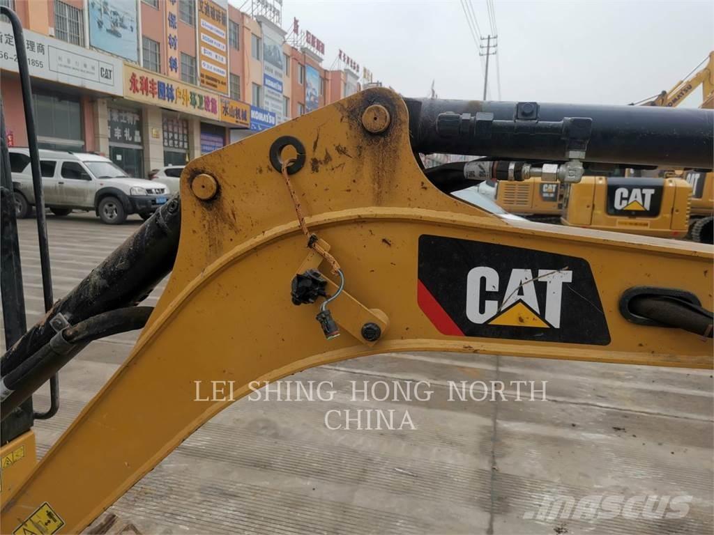 CAT 301.7CR Kāpurķēžu ekskavatori