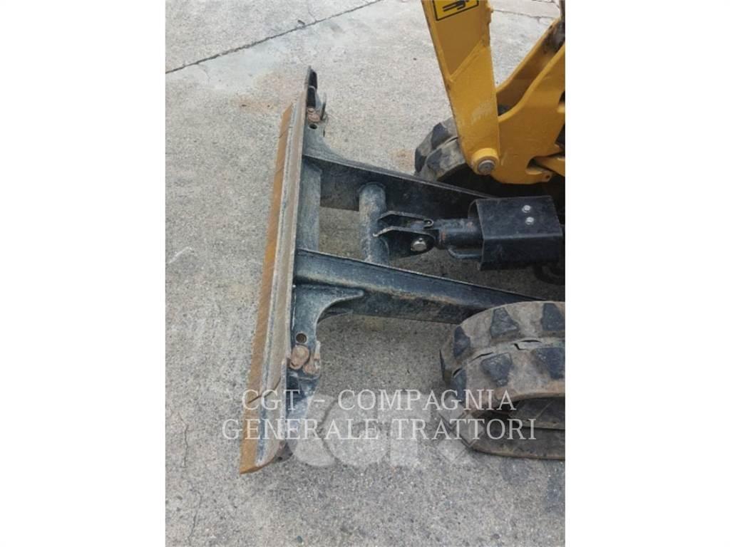 CAT 301.7D Kāpurķēžu ekskavatori